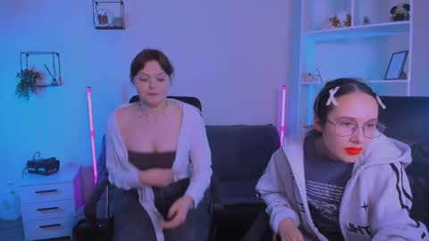 Little Niko  Help me reach my goals online show from November 9, 9:11 pm