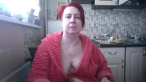 Snapshot of nikolettared chatting on February 4, 10:00 am Nikoletta online show from February 4, 10:00 am