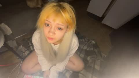 nikoli_naw online show from April 13, 7:47 pm