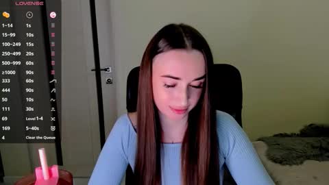 Snapshot of nikoll_s chatting on October 17, 4:59 am online show from October 17, 4:59 am