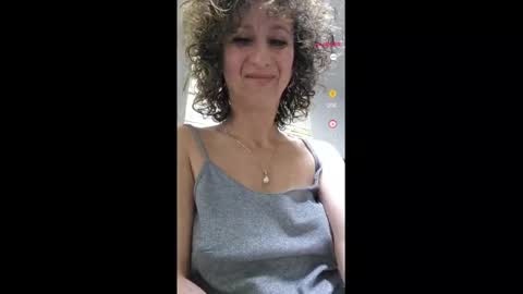 Snapshot of nikpassion123 chatting on February 7, 6:24 am nikol online show from February 7, 6:24 am