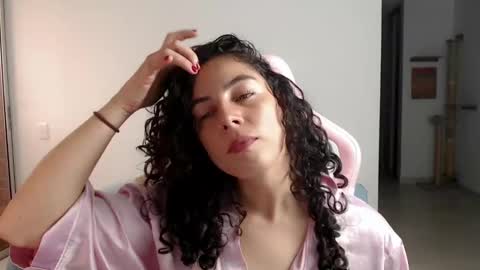 Snapshot of niky_blue chatting on February 25, 11:21 am niky_blue online show from February 25, 11:21 am