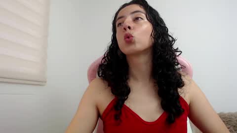 Snapshot of niky_blue chatting on March 11, 11:23 am niky_blue online show from March 11, 11:23 am
