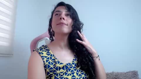 Snapshot of niky_blue chatting on March 3, 10:29 pm niky_blue online show from March 3, 10:29 pm