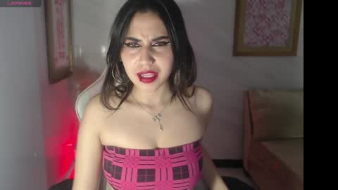 niky_love_v online show from February 7, 3:45 am