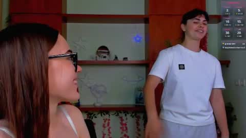 nila_eclipse online show from July 5, 11:38 am