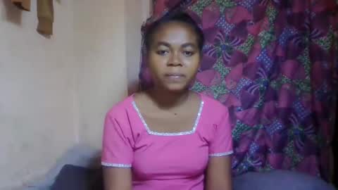 nilah online show from June 3, 12:06 pm