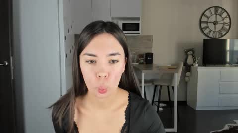 Bella online show from February 3, 11:48 am