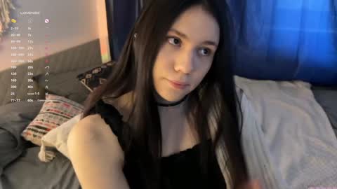 Snapshot of nimfaheart chatting on December 8, 10:08 am Jennet online show from December 8, 10:08 am