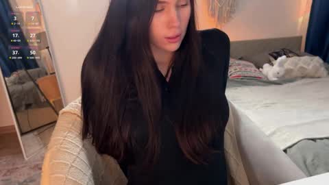 Snapshot of nimfaheart chatting on September 20, 2:37 pm Jennet online show from September 20, 2:37 pm