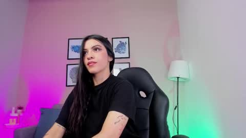 Nina online show from December 16, 10:48 pm