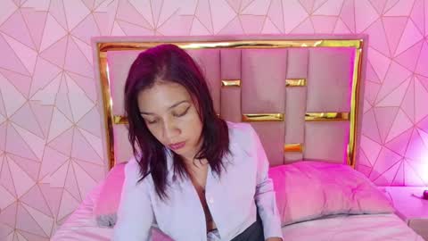 Nina Carther online show from April 13, 4:52 pm