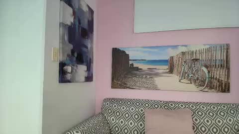 Nina online show from May 11, 12:51 pm