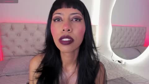 Nina Fox  online show from November 13, 12:59 pm