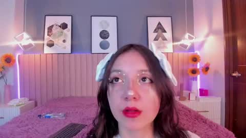 nina_ford_ online show from March 17, 3:10 am