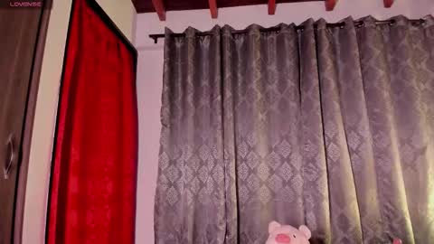 Catalina online show from February 3, 2:53 am