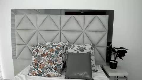 Snapshot of nina_pons chatting on February 12, 8:50 pm Nina online show from February 12, 8:50 pm