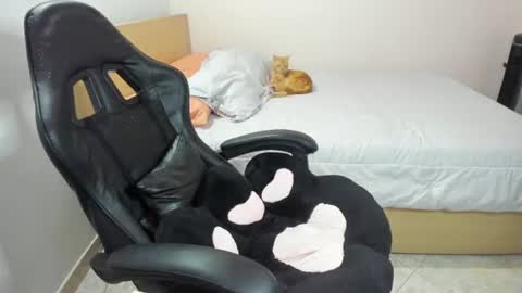  Nina  online show from June 11, 12:32 am
