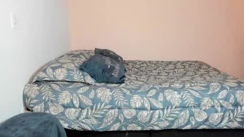  Nina  online show from November 18, 7:04 pm