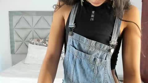 Snapshot of nina_pons chatting on September 27, 9:00 pm Nina online show from September 27, 9:00 pm