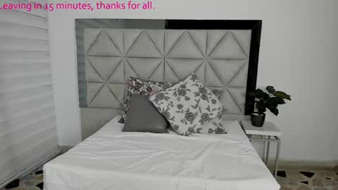 Snapshot of nina_pons chatting on February 22, 10:48 pm Nina online show from February 22, 10:48 pm