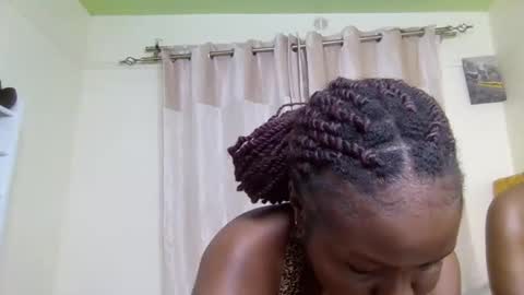 Snapshot of nina_ray1 chatting on September 19, 2:21 am Nina online show from September 19, 2:21 am