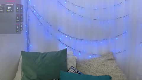 Ninaa fox online show from February 13, 5:03 pm