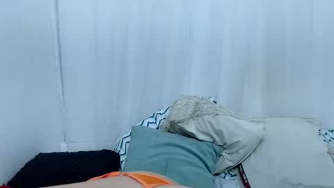 Snapshot of ninaa_fox chatting on February 26, 5:00 pm Ninaa fox online show from February 26, 5:00 pm