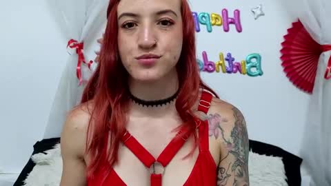 Snapshot of ninaa_fox chatting on September 8, 6:07 pm Ninaa fox online show from September 8, 6:07 pm