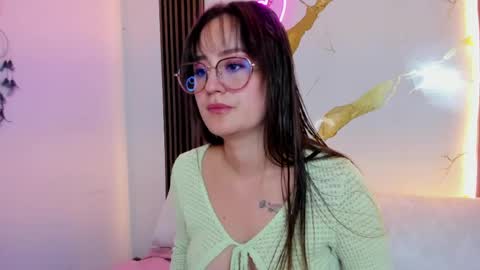 Nina online show from May 11, 11:34 am