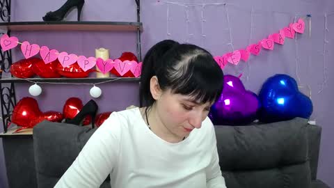 Snapshot of ninaflawlees chatting on February 5, 7:10 pm ninaflawlees online show from February 5, 7:10 pm