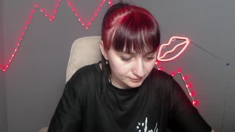 ninaflawlees online show from March 7, 1:18 pm