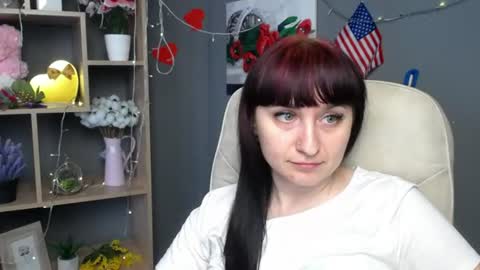 ninaflawlees online show from July 9, 7:00 am