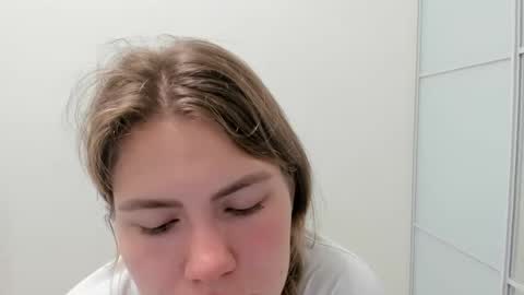 Snapshot of ninarihh chatting on October 7, 9:36 am ninarihh online show from October 7, 9:36 am