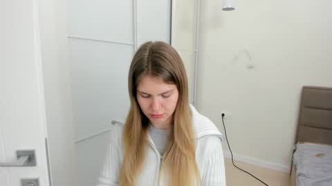 Snapshot of ninarihh chatting on March 4, 10:57 am ninarihh online show from March 4, 10:57 am