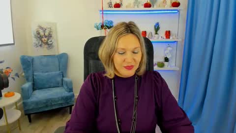 ninastarle online show from October 25, 6:10 am