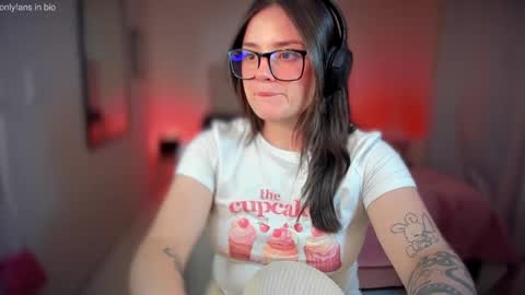 ninavolkov online show from February 13, 10:22 pm