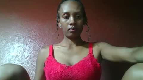 ninie246746 online show from March 12, 8:19 am