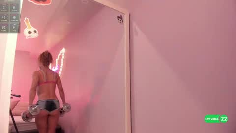 Ninna  online show from October 28, 4:24 pm