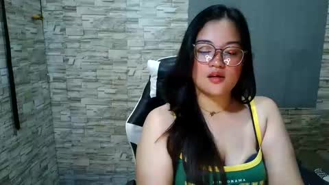 Snapshot of nitchiefucker chatting on September 15, 2:47 pm Nadz online show from September 15, 2:47 pm