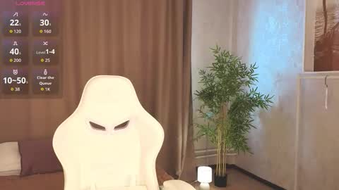 nnelle_new online show from February 23, 9:20 am