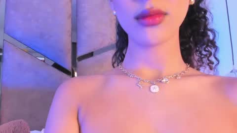 noa_perez_ online show from May 31, 1:22 am
