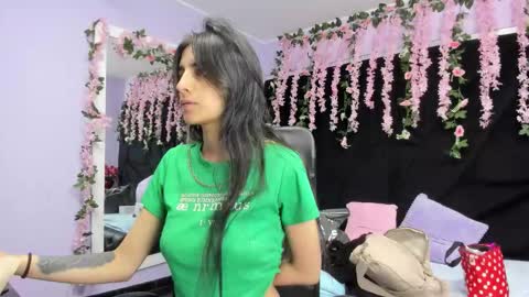 Noah johns online show from December 17, 12:20 pm