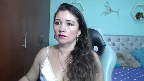 noelia_milfs online show from October 23, 2:39 am