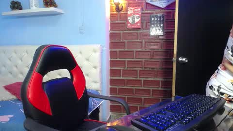 noelia_milfs online show from March 19, 2:27 am