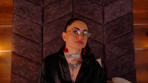 NOELIA online show from July 17, 5:45 am