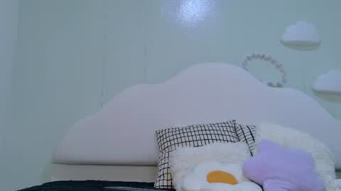 NOELIA online show from July 27, 9:06 am
