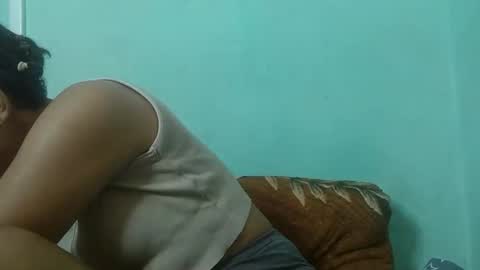 noellah online show from December 5, 6:57 am