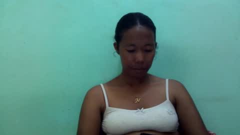 Snapshot of noellah chatting on March 11, 6:19 am noellah online show from March 11, 6:19 am
