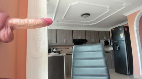  In instagram dayhannanoemi online show from September 26, 3:31 pm